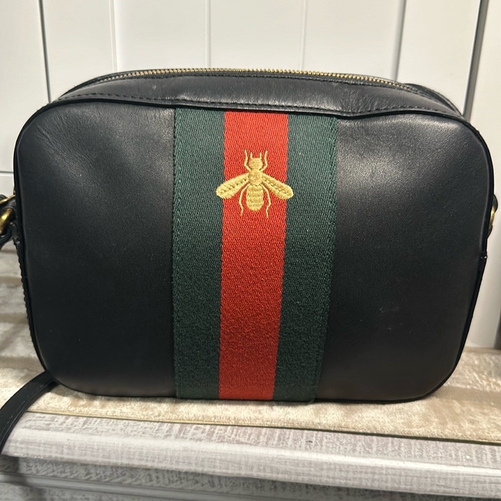 Authentic Gucci, Crossbody